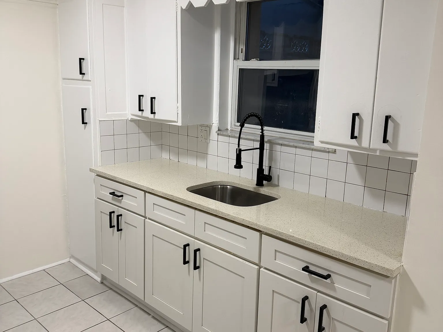 3 bed, $3,000 — Photo 4