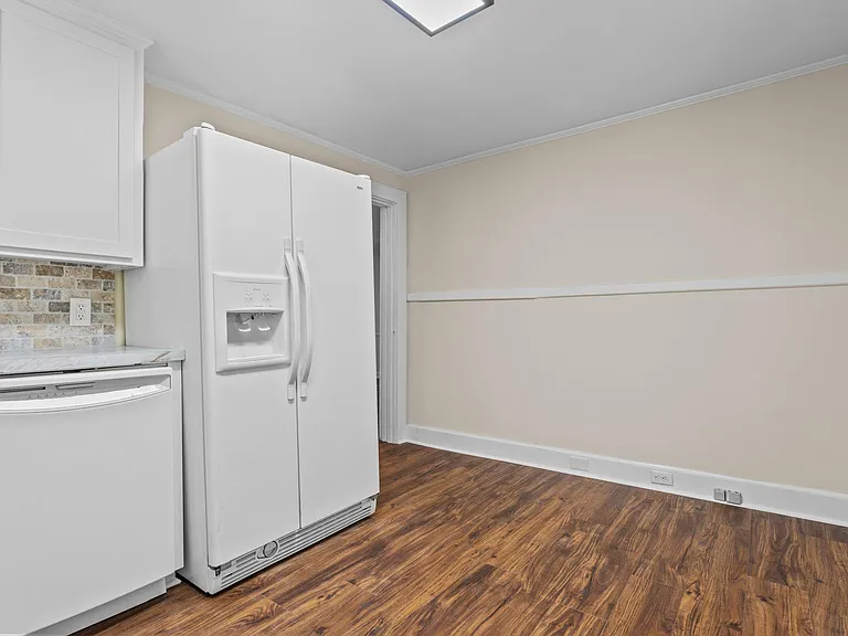 201 E Barrett St — Photo 14