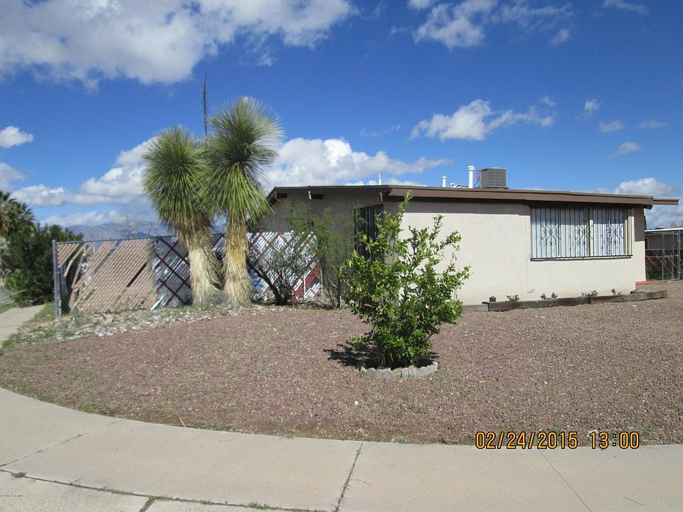 1st image of 8241 E Victoria Dr