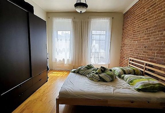 2nd image of 53 W 111th St APT 5W