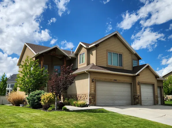 11987 N Cyprus Dr, Highland, UT 84003
