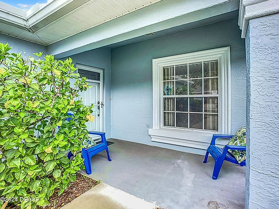 3rd image of 1634 Areca Palm Dr