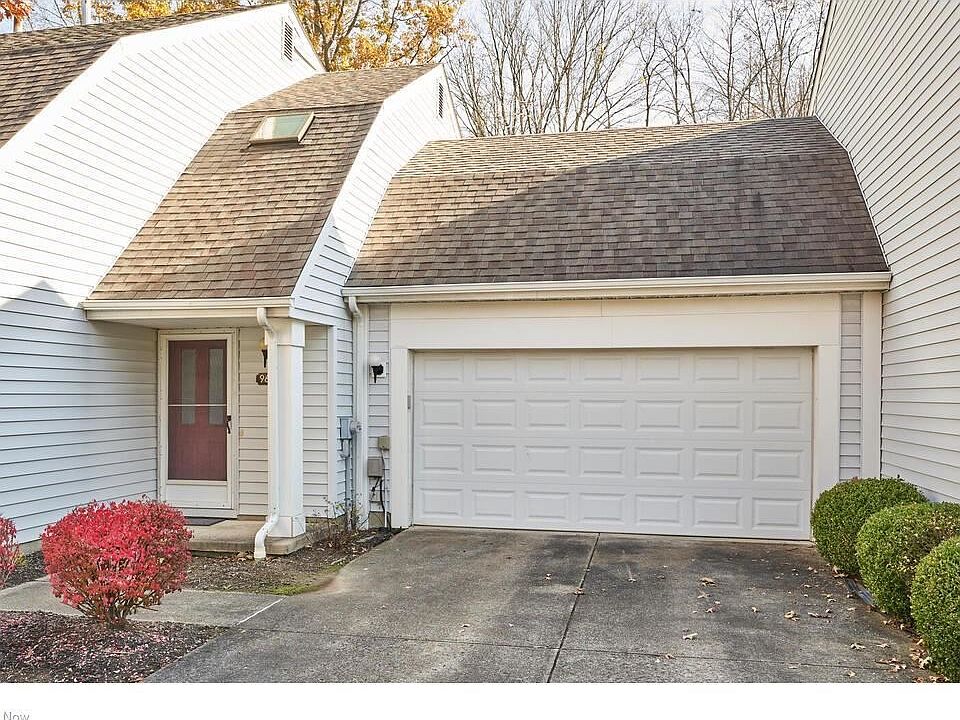 1st image of 9647 E Idlewood Dr
