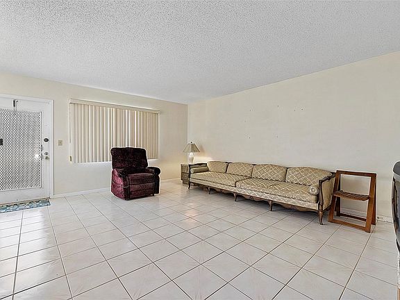 3rd image of 1070 Ventnor P #1070