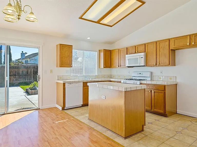 4612 Ews Woods Blvd — Photo 21