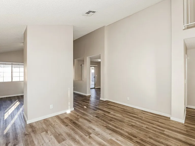 2505 Kilmaron Cir — Photo 5