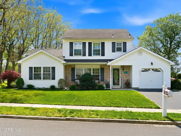 34 Jessica Drive, Howell, NJ 07731