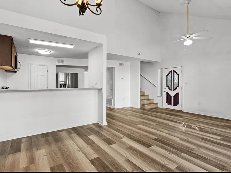 940 Central Ave #16 — Photo 4