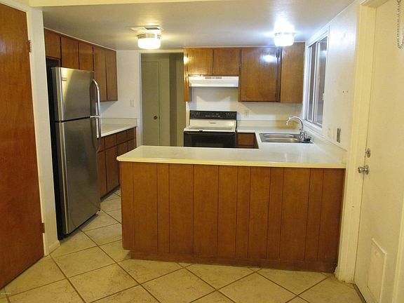 4th image of 8411 N 55th Dr