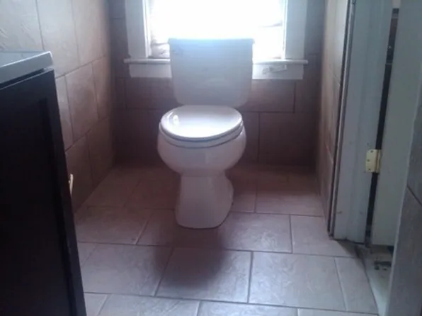 109 W Illinois St, Mount Pleasant, MI 48858