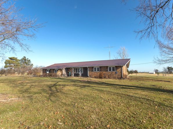 28832 Us Highway 63, Macon, MO 63552