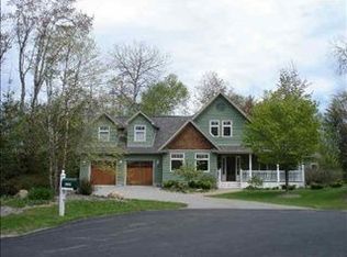 5892 Quarry Ridge Ct, Petoskey, MI 49770