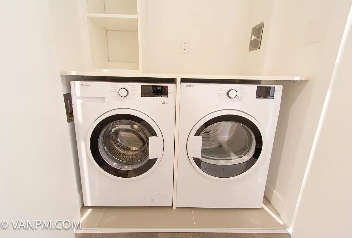 1 bed, 579 sqft, $2,500 — Photo 3