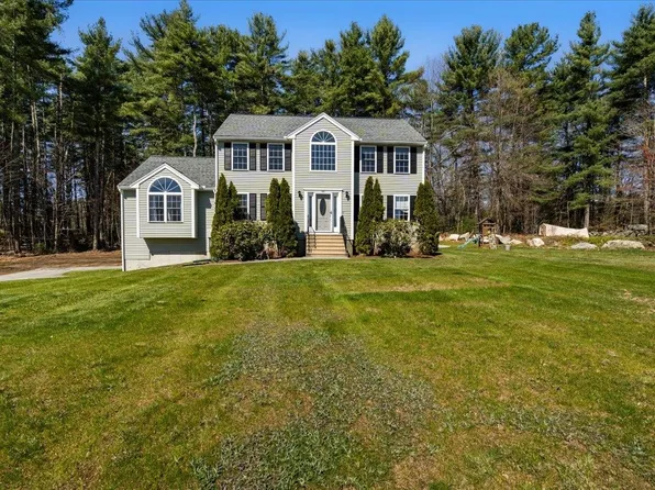 65 township Road, Pelham, NH 03076