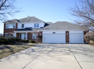 2308 Birchwood Ct N, Buffalo Grove, IL 60089