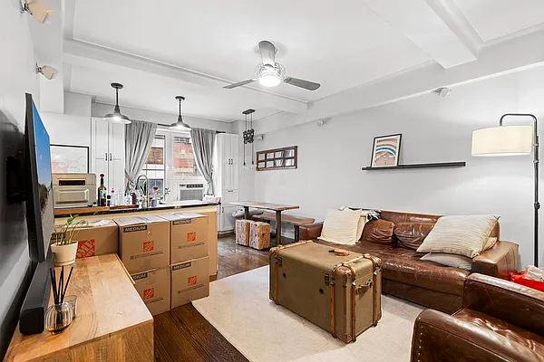 Rented by Brown Harris Stevens | media 9