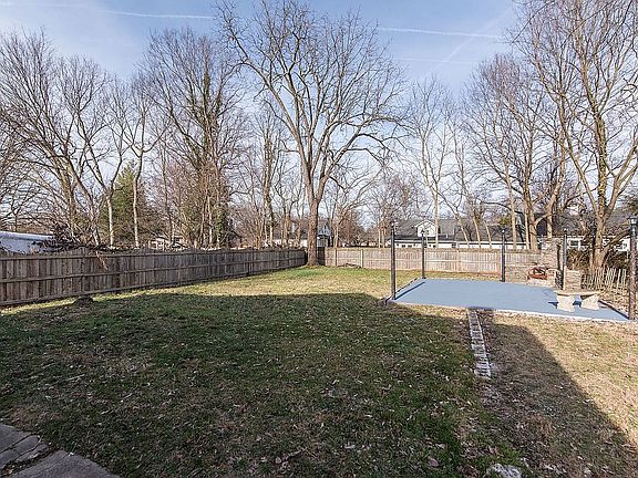 4th image of 107 Penmoken Park
