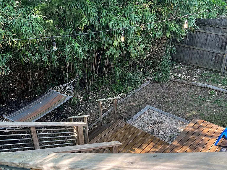 804 Kent St — Photo 16
