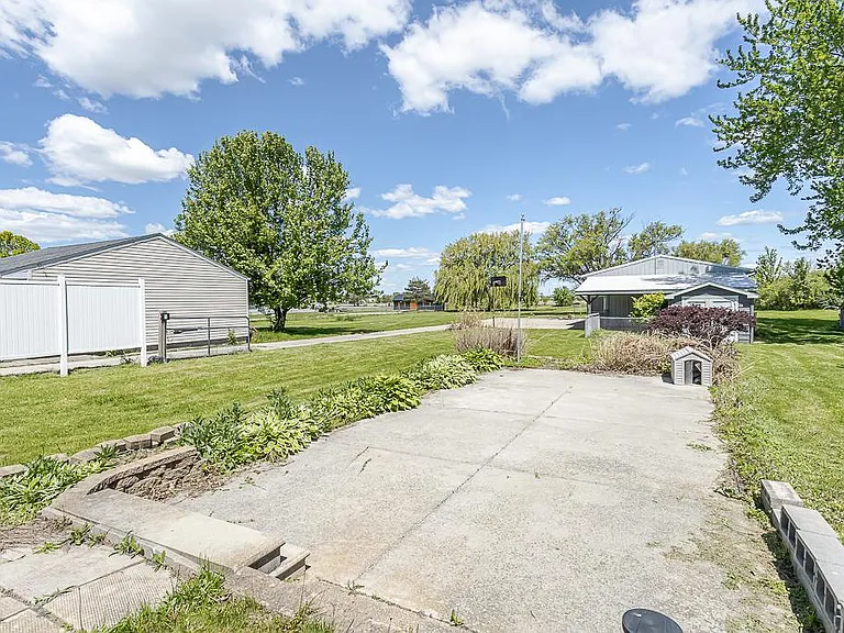 6125 Seaman Rd — Photo 49