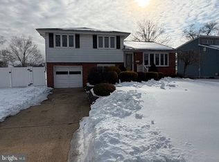 211 Rhode Island Ave, Cherry Hill, NJ 08002
