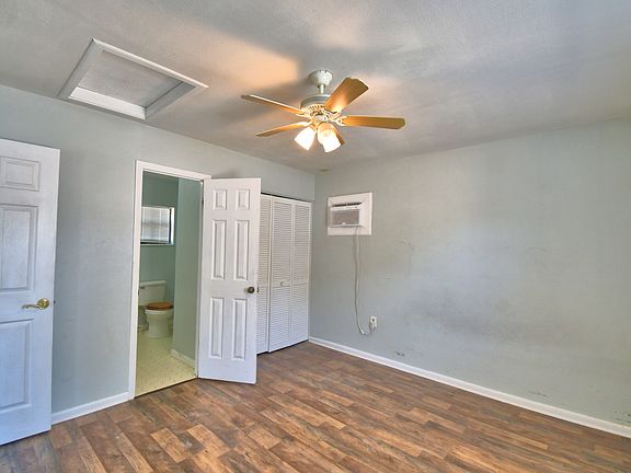 5th image of 225 9th St SE #2