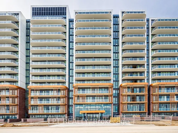 220 Missinnihe Way #517, Mississauga, ON L5H 0A9