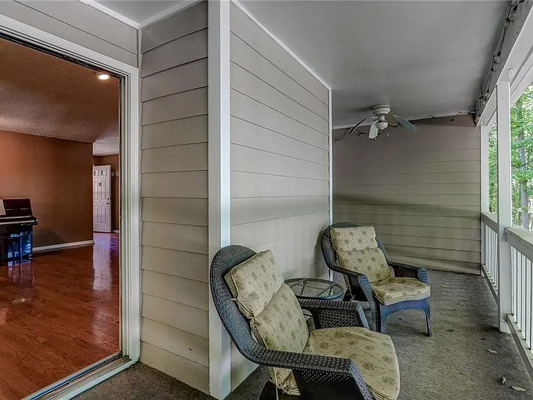 44 Rumson Ct SE — Photo 21