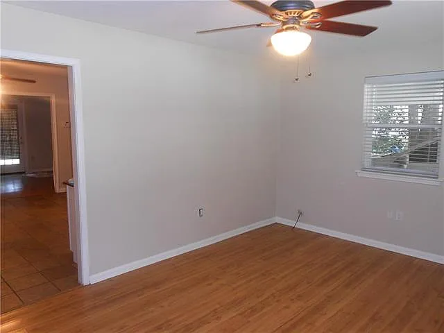 214 W Hickory St — Photo 14