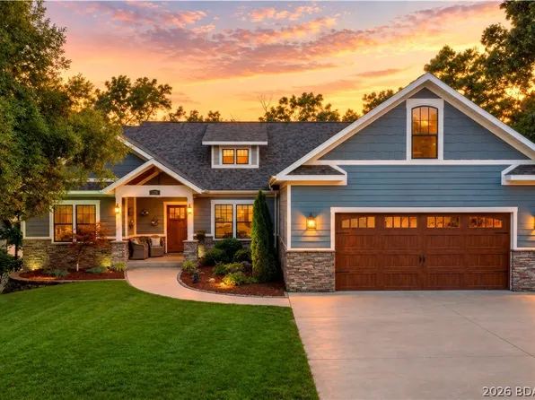 135 Windjammer Estates Dr, Lake Ozark, MO 65049