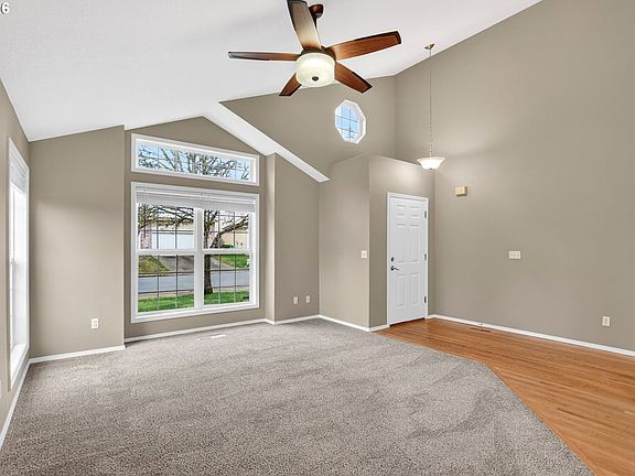 4th image of 15719 SW Bulrush Ln