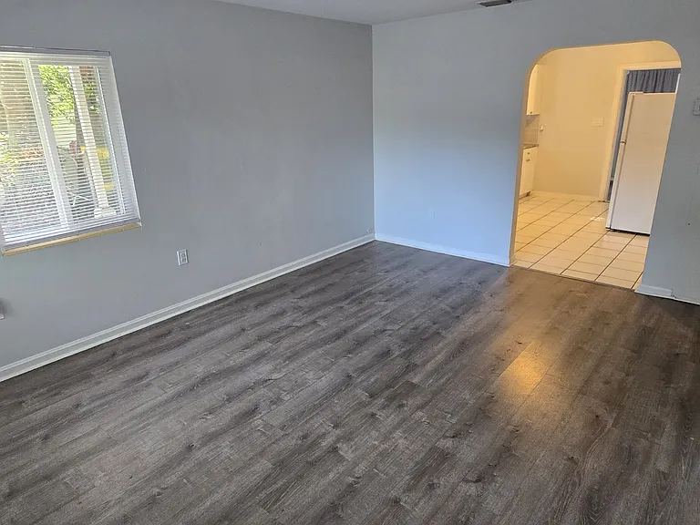 1505 18th Avenue Dr W — Photo 6
