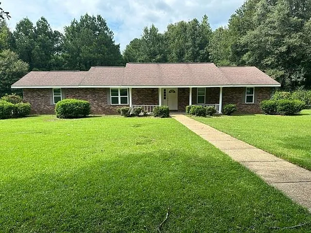 106 Smith Rd