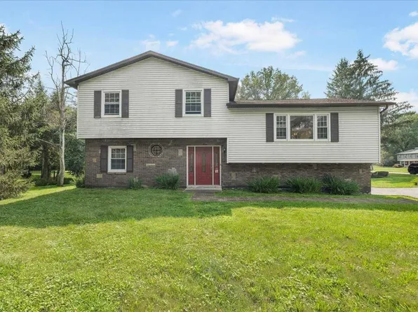 31 STEPHEN Drive, Hopewell Junction, NY 12533