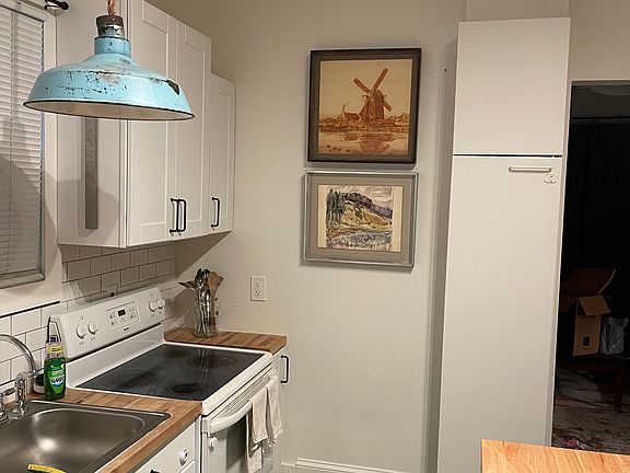 3rd image of 1490 S Gordon St SW #1490B