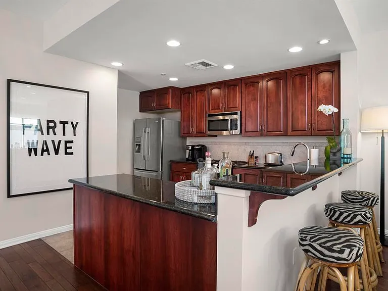 301 Mission Ave #605 — Photo 9