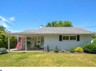 2 E Woodcrest Ave, Maple Shade, NJ 08052