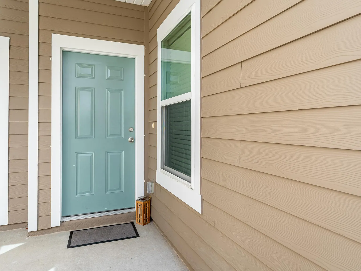 2 bed, 2.5 bath, 1300 sqft, $2,600 — Photo 4