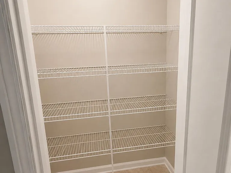 18 Beverly Ln — Photo 15