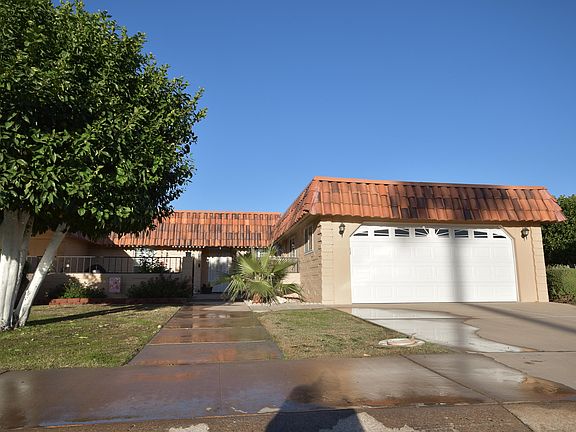 5th image of 9750 N 105th Dr