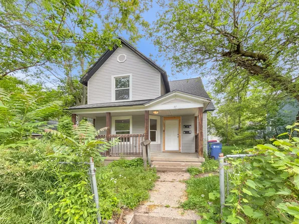 37 Caledonia St NE, Grand Rapids, MI 49505