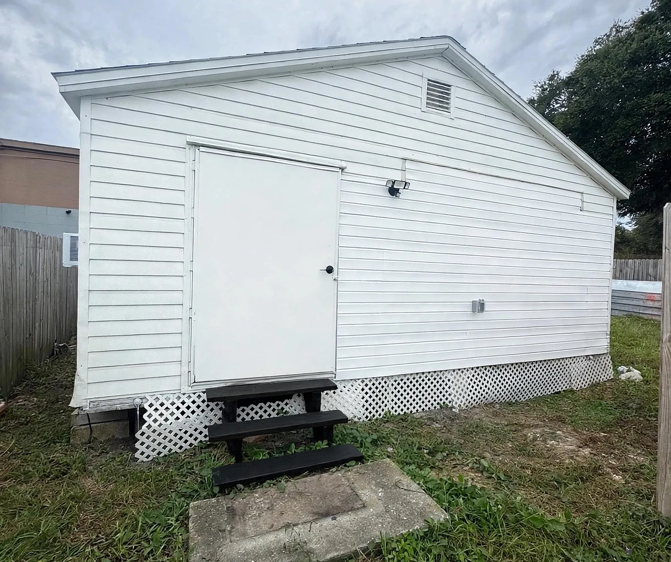 Old Daytona Rd, Deland — Photo 1