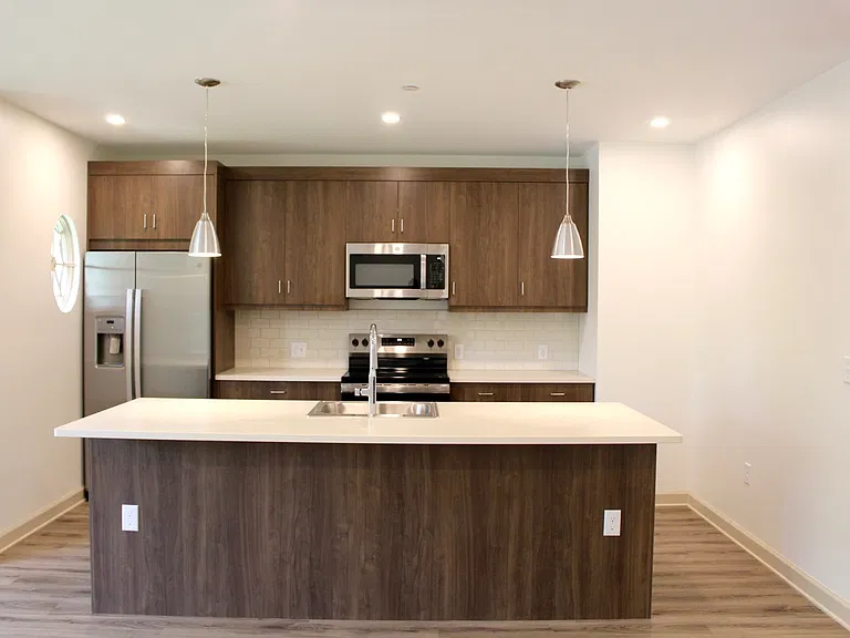406 Delaware Ave #204 — Photo 11