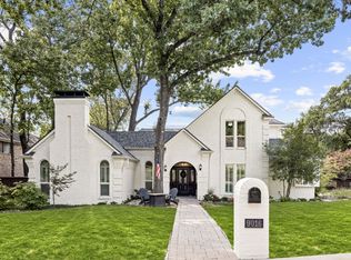 9016 Green Oaks Cir, Dallas, TX 75243