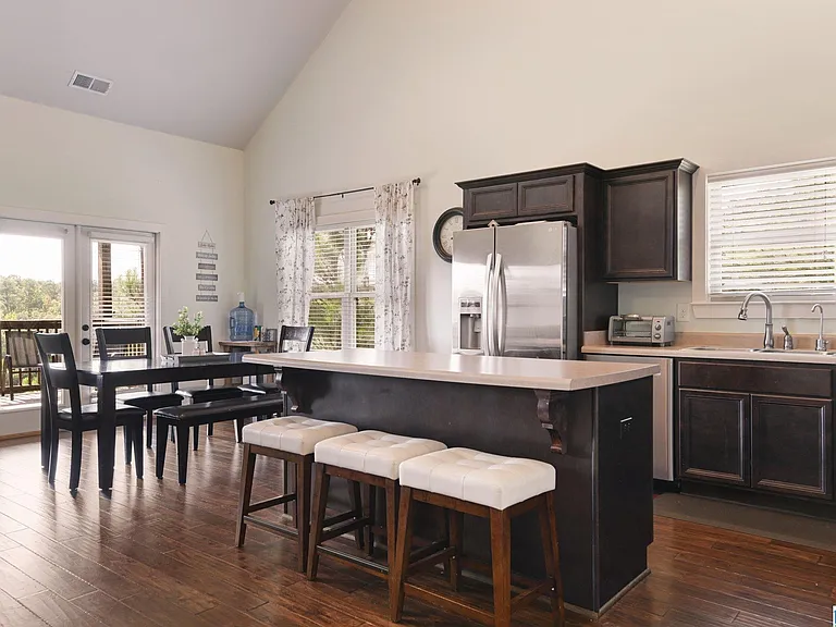 3508 Waters Rd — Photo 6
