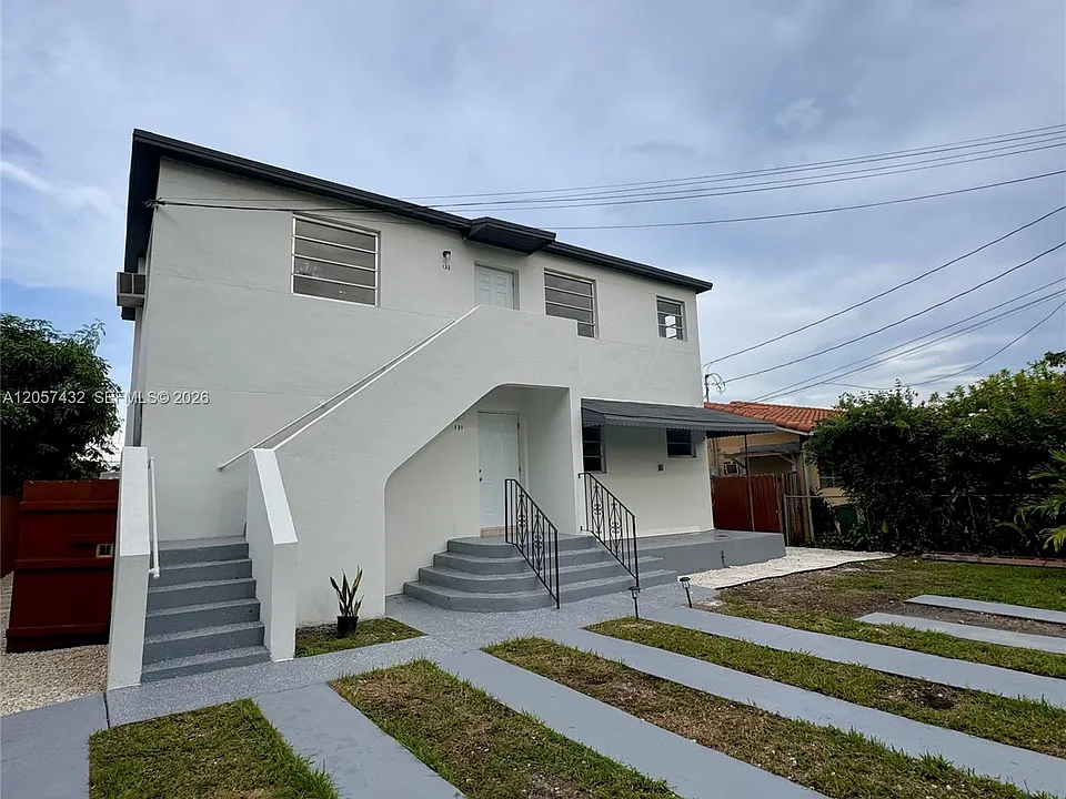 131 NW 32nd Ct #133