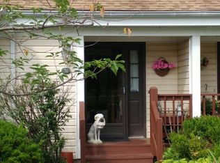 31 Harmon Dr, Stroudsburg, PA 18360