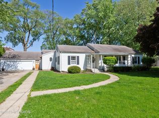 202 S Pine St, Gardner, IL 60424