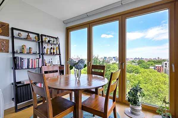 Sold by Compass | media 17