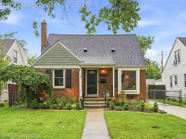 2370 Mortenson Blvd, Berkley, MI 48072