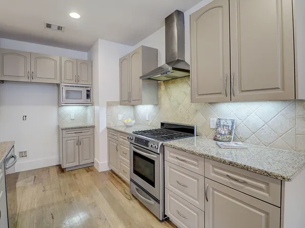 2606 Shelby Ave APT 206, Dallas, TX 75219